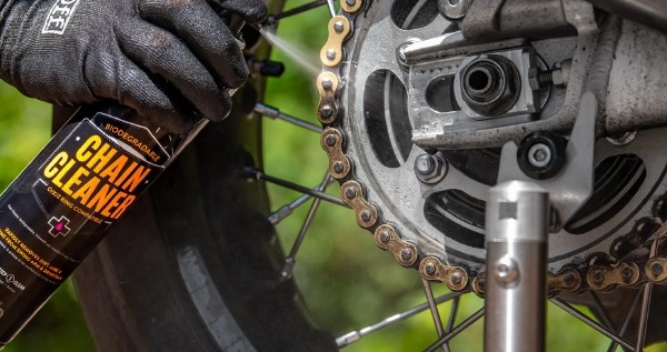 Muc-Off Chain Care Kit