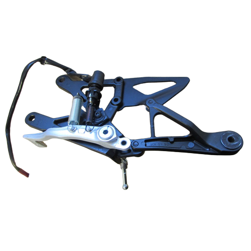 OEM Yamaha R/H Rider Footrest, Bracket & Brake Pedal Assembly YZF-R1 2015-2022