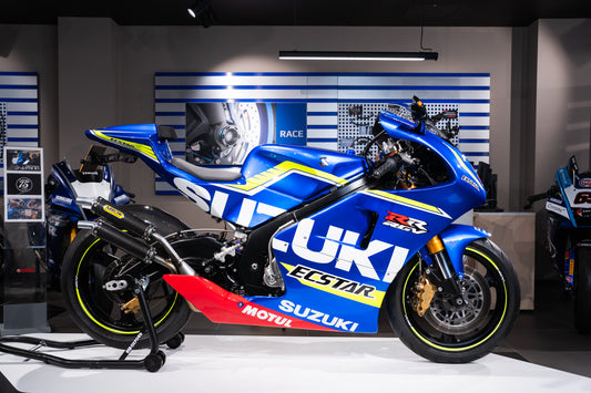 Suzuki RGV250 Maverick Viñales Replica